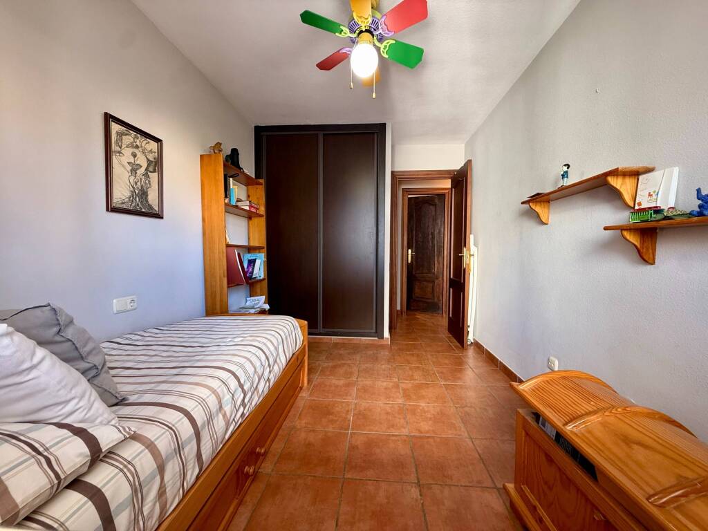 Amplia Vivienda en Pleno Recinto Ferial de Fuengirola - foto 35
