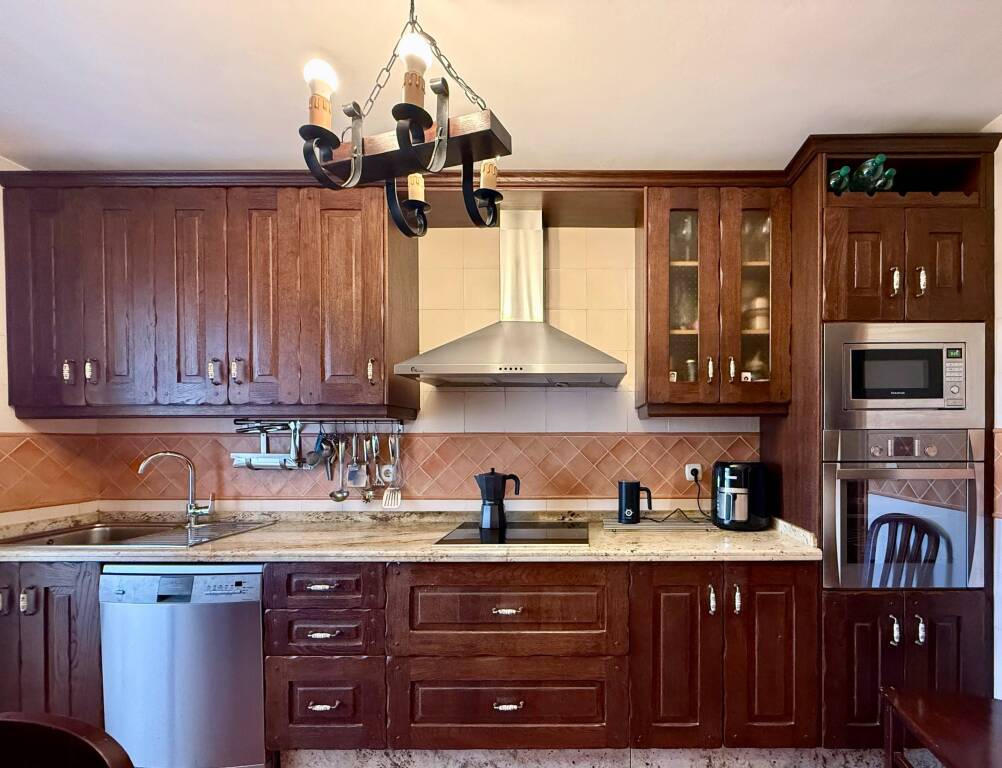 Amplia Vivienda en Pleno Recinto Ferial de Fuengirola - foto 39