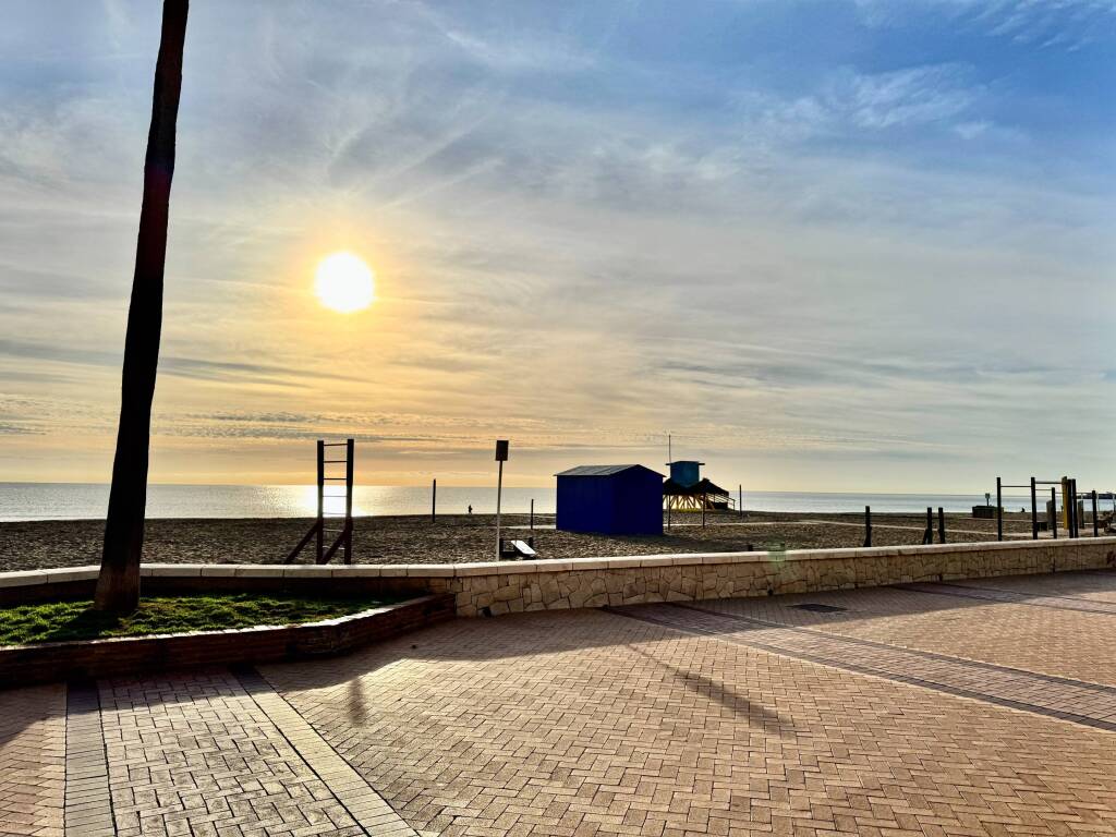 Amplia Vivienda en Pleno Recinto Ferial de Fuengirola - foto 41
