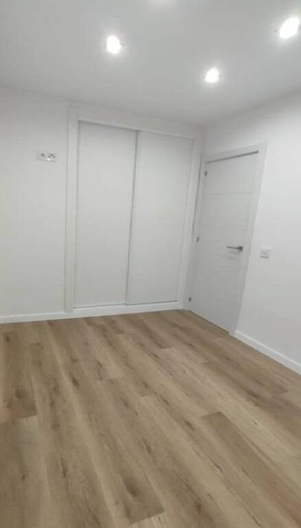 PISO DE 3 DORMITORIOS COMPLETAMENTE NUEVO A UN PASO DEL PUERTO DEPORTIVO