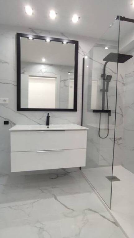 PISO DE 3 DORMITORIOS COMPLETAMENTE NUEVO A UN PASO DEL PUER - foto 4
