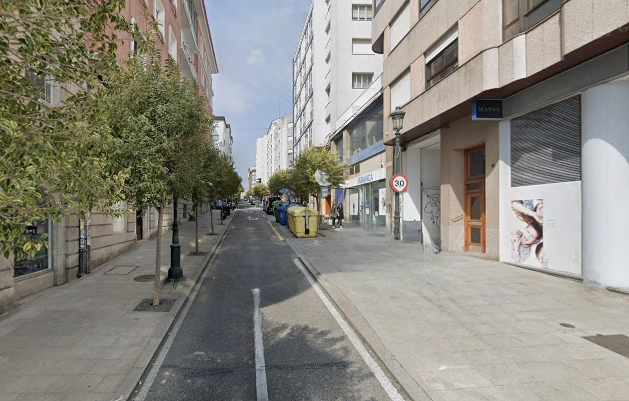 Piso en venta en calle Zamora, Vigo. Alquilado. No se Puede 