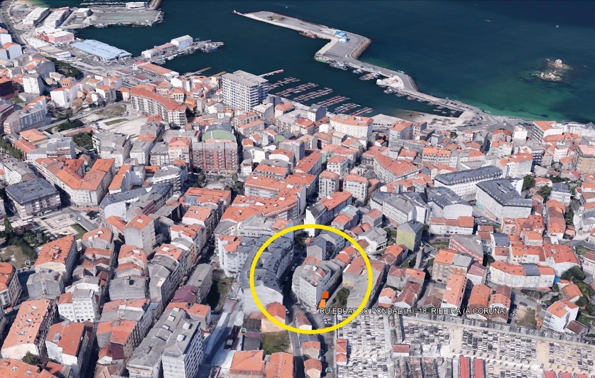 Piso en venta en Ribeira. Alquilado. No se Puede Visitar.