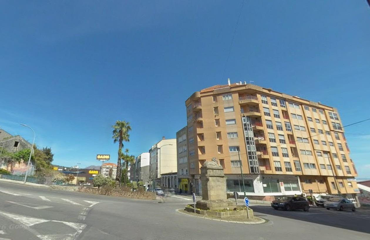 Piso en venta en Ribeira. ALQUILADO. No se Puede Visitar. - foto 2