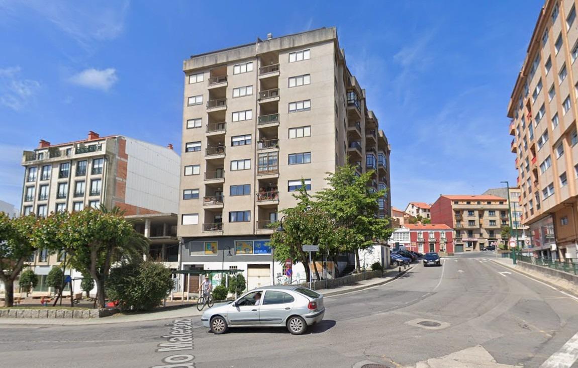 Piso en venta en Ribeira. ALQUILADO. No se Puede Visitar. - foto 3