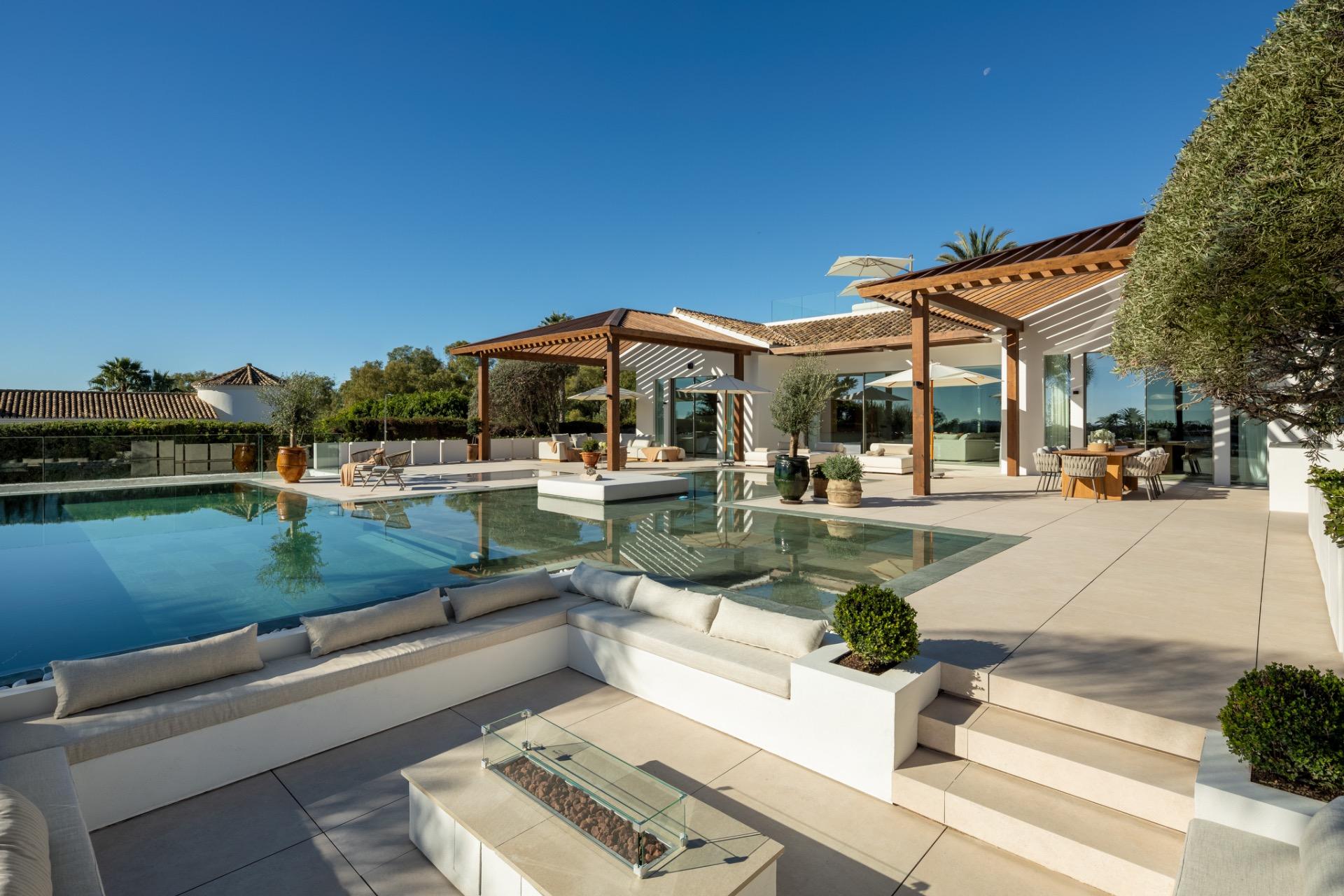 VILLA DE LUJO EN NUEVA ANDALUCIA - foto 2