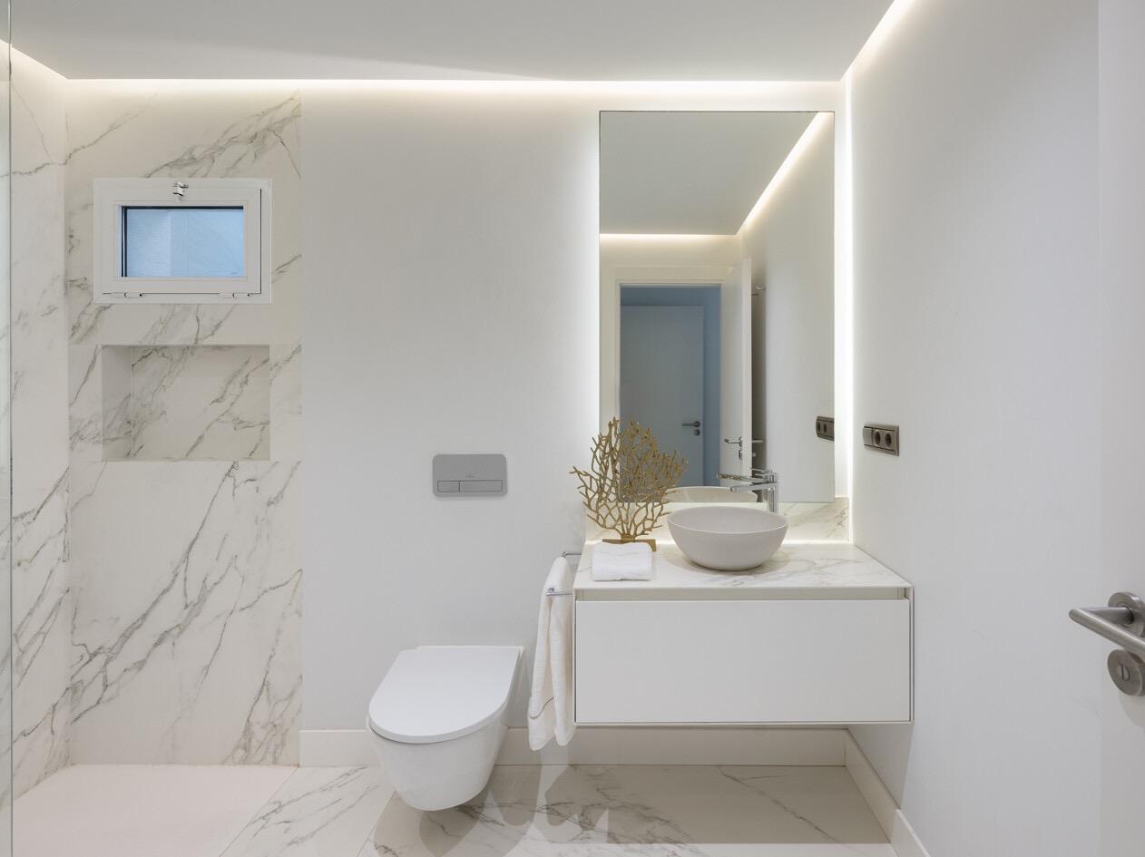 APARTAMENTO DE LUJO EN 1ª LÍNEA DE PLAYA MARBELLA - foto 16