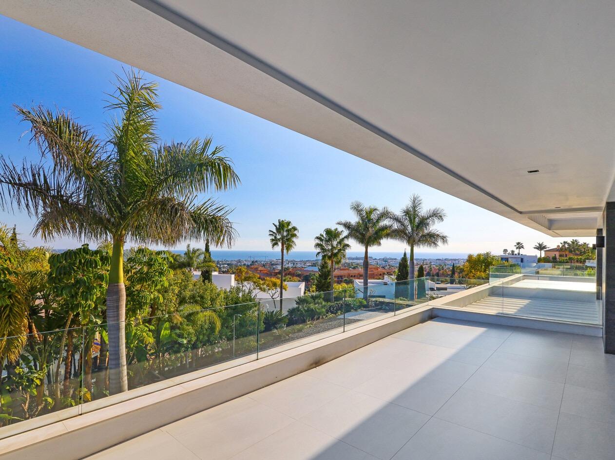 VILLA DE LUJO EN BENAHAVIS CON VISTAS AL MAR - foto 15