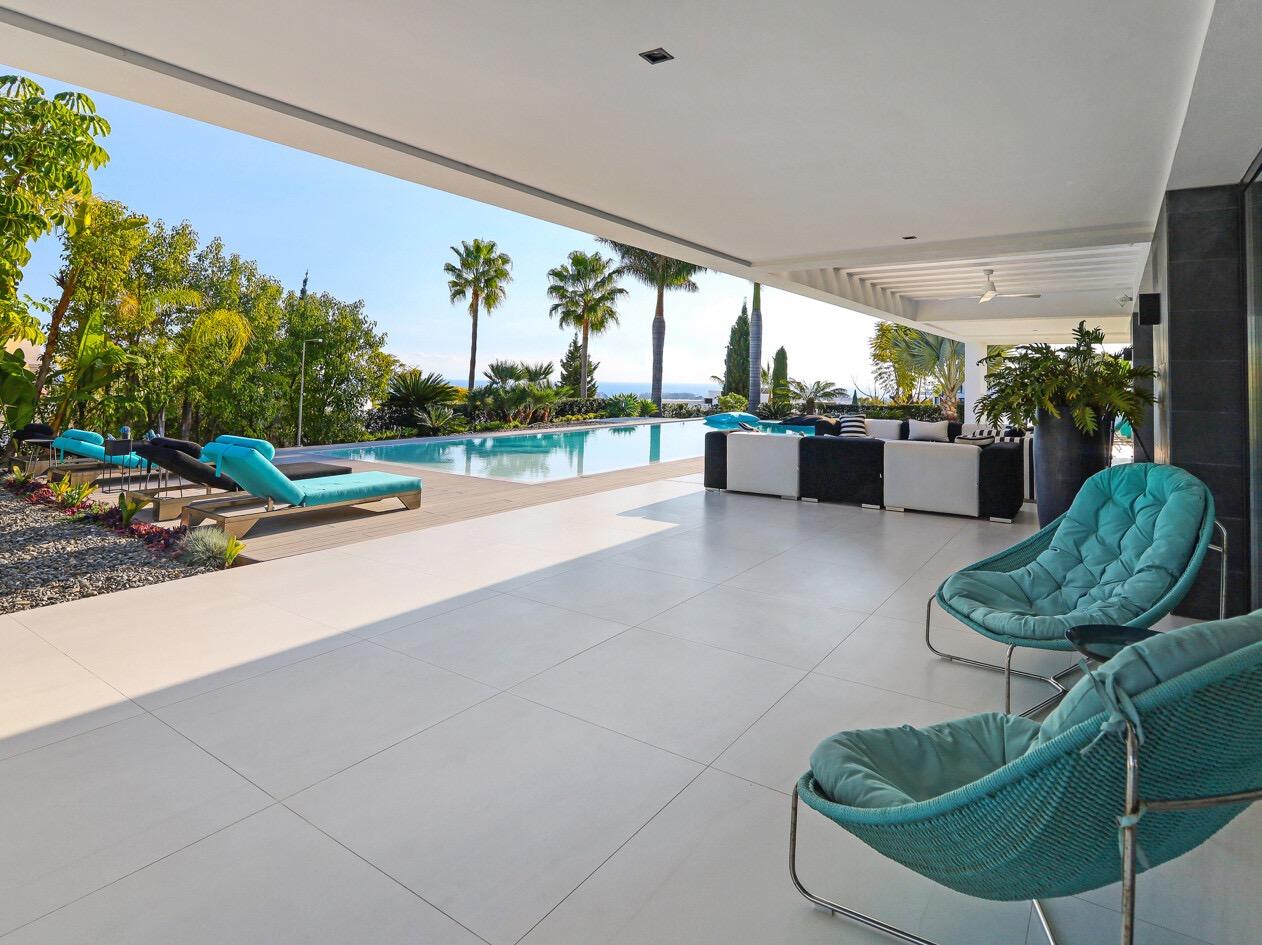 VILLA DE LUJO EN BENAHAVIS CON VISTAS AL MAR - foto 3