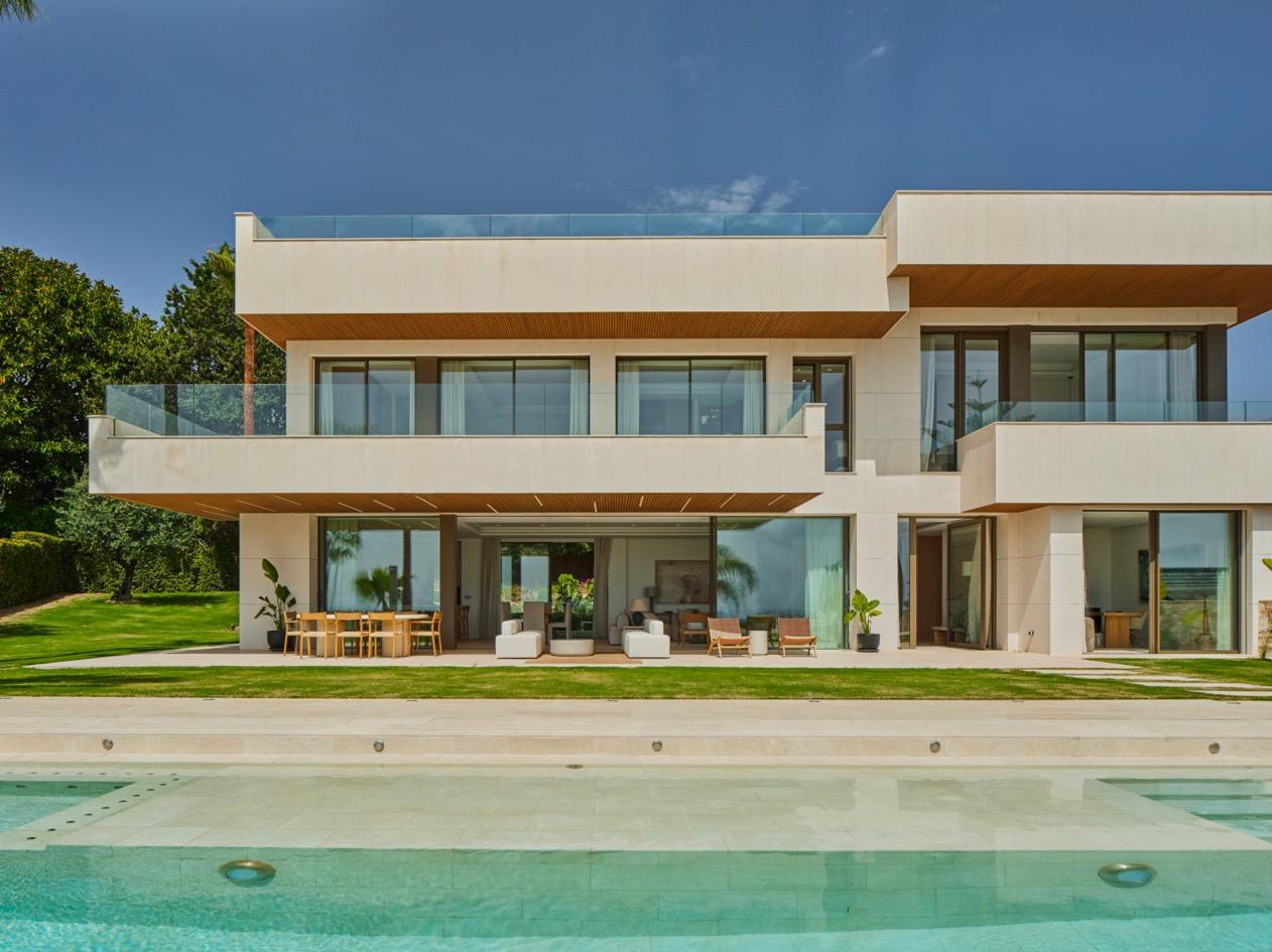 VILLA DE LUJO EN CHURRIANA, MÁLAGA