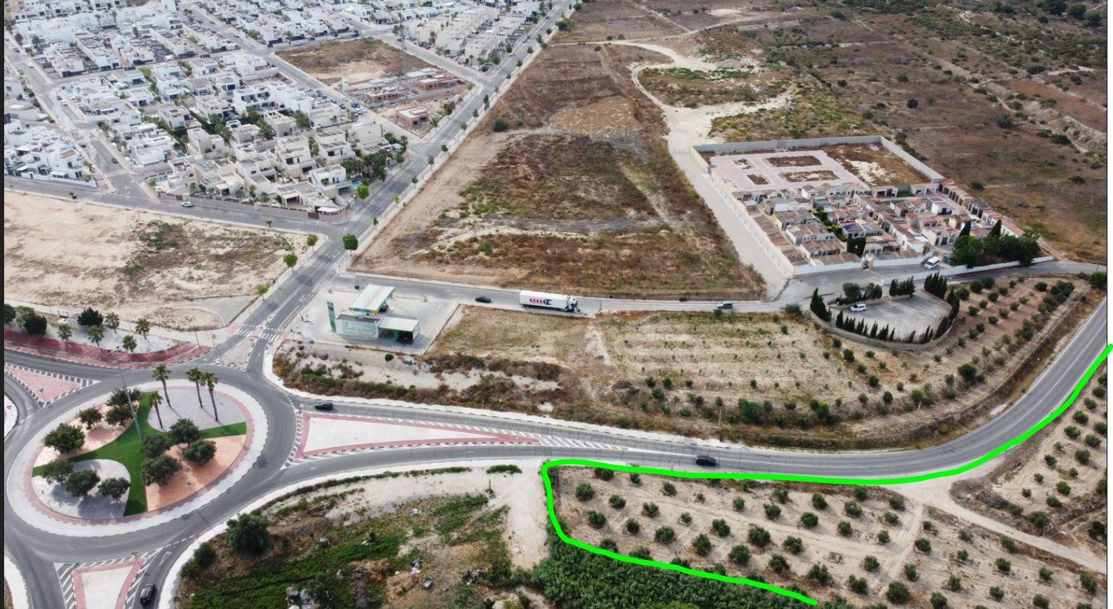 ✨ ¡MAGNÍFICA FINCA RÚSTICA DE 7.716 m2 EN BENIJÓFAR! ✨ - foto 3