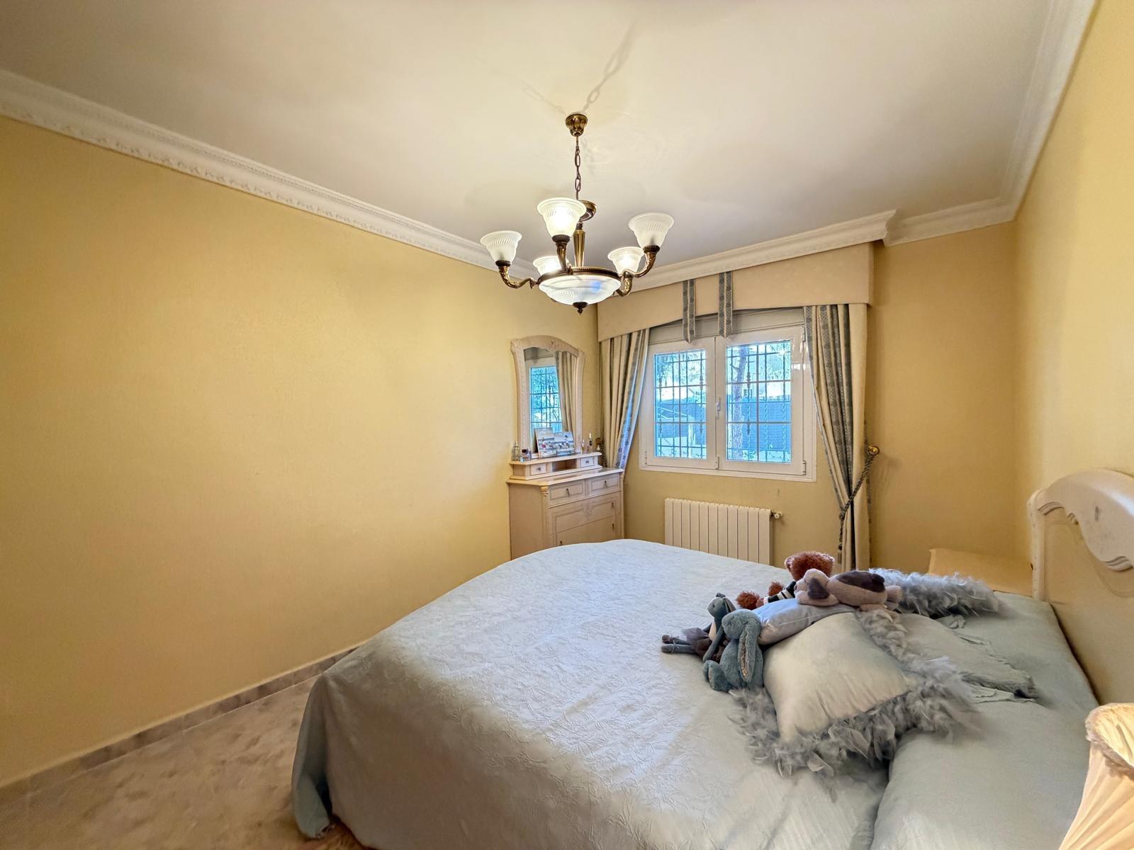 VILLA DE LUJO EN CIUDAD QUESADA DE 6 DORM. 6 BAÑOS. CON SUPE - foto 31