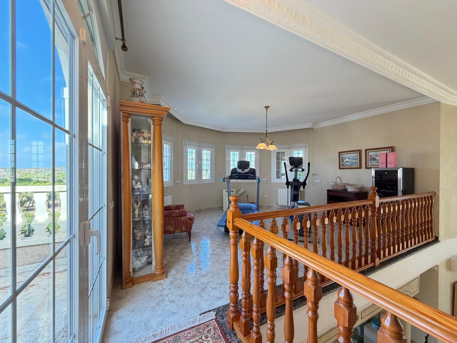 VILLA DE LUJO EN CIUDAD QUESADA DE 6 DORM. 6 BAÑOS. CON SUPE - foto 45