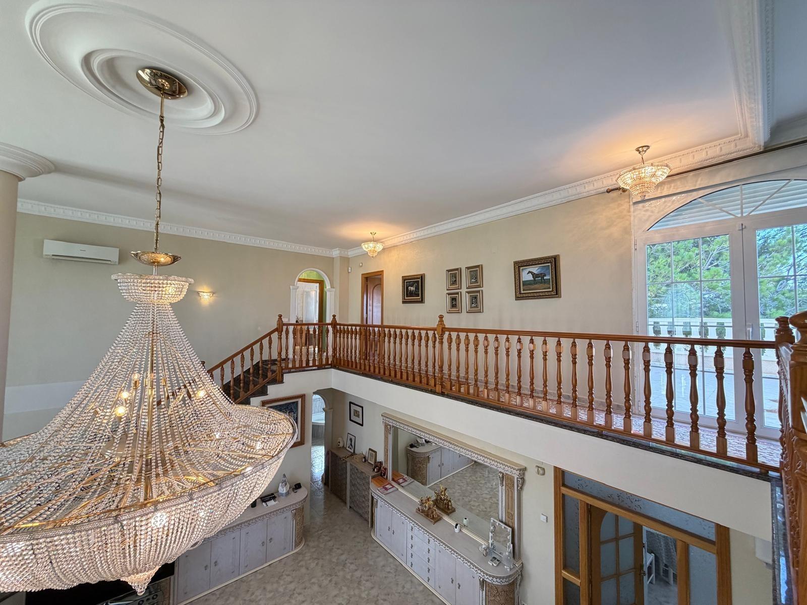 VILLA DE LUJO EN CIUDAD QUESADA DE 6 DORM. 6 BAÑOS. CON SUPE - foto 47