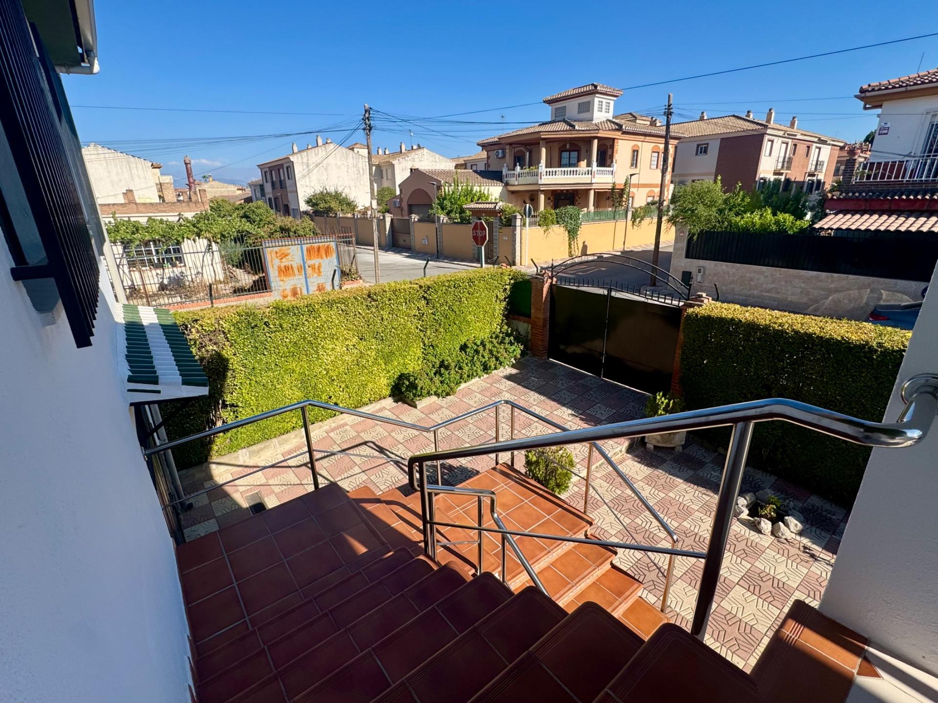 Chalet independiente con gran parcela, piscina privada y gar - foto 22