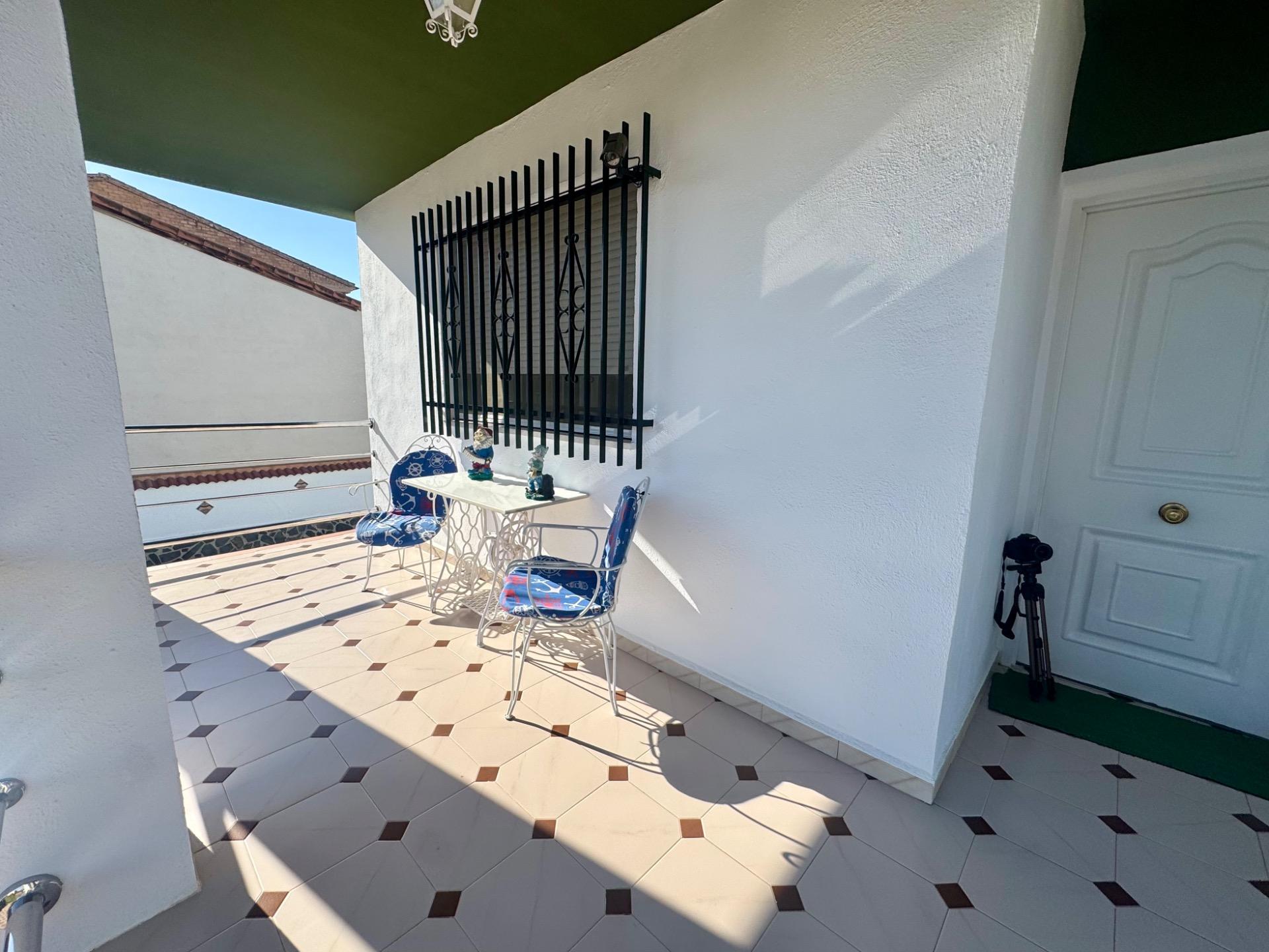 Chalet independiente con gran parcela, piscina privada y gar - foto 23