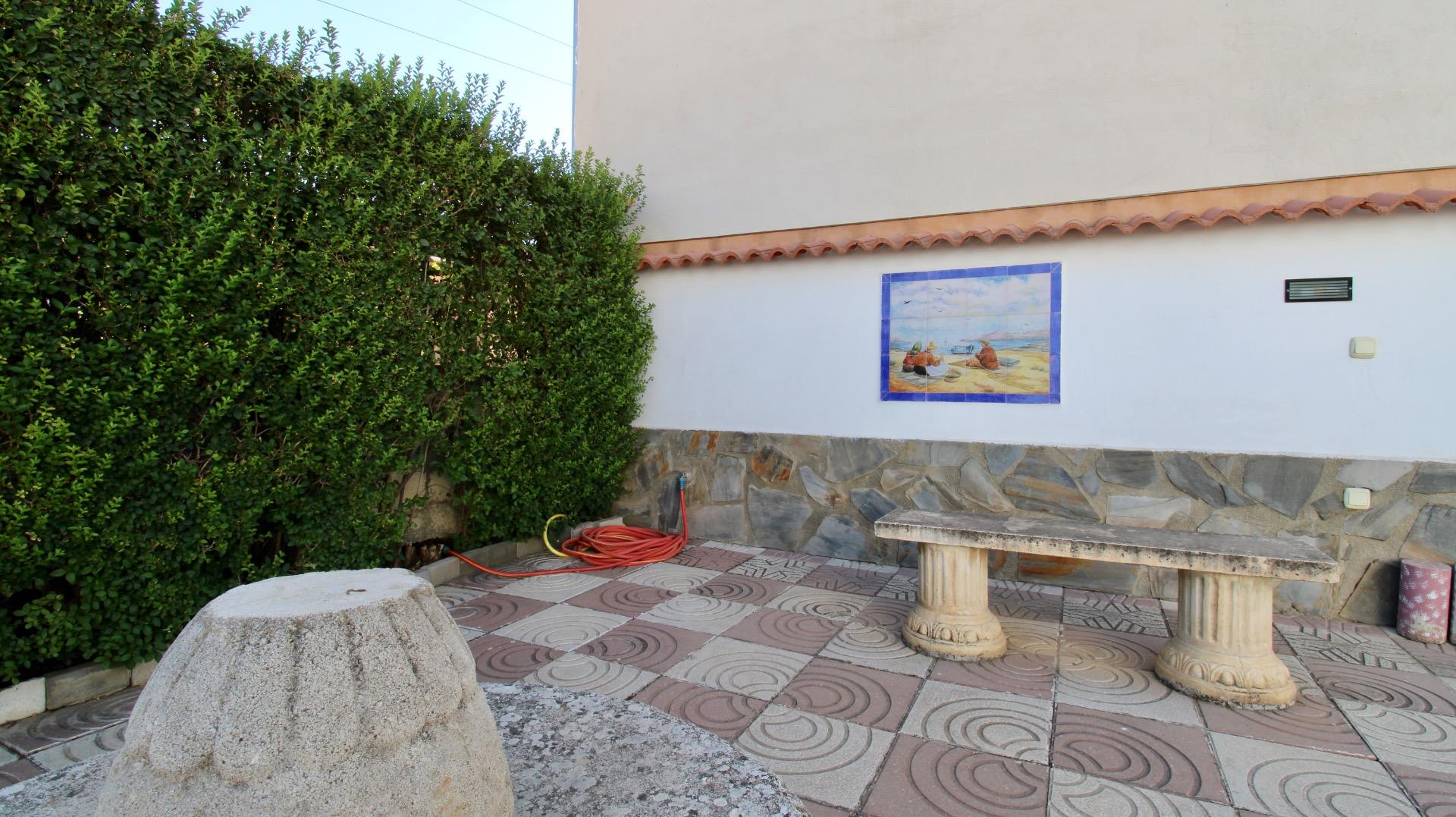 Chalet independiente con gran parcela, piscina privada y gar - foto 6