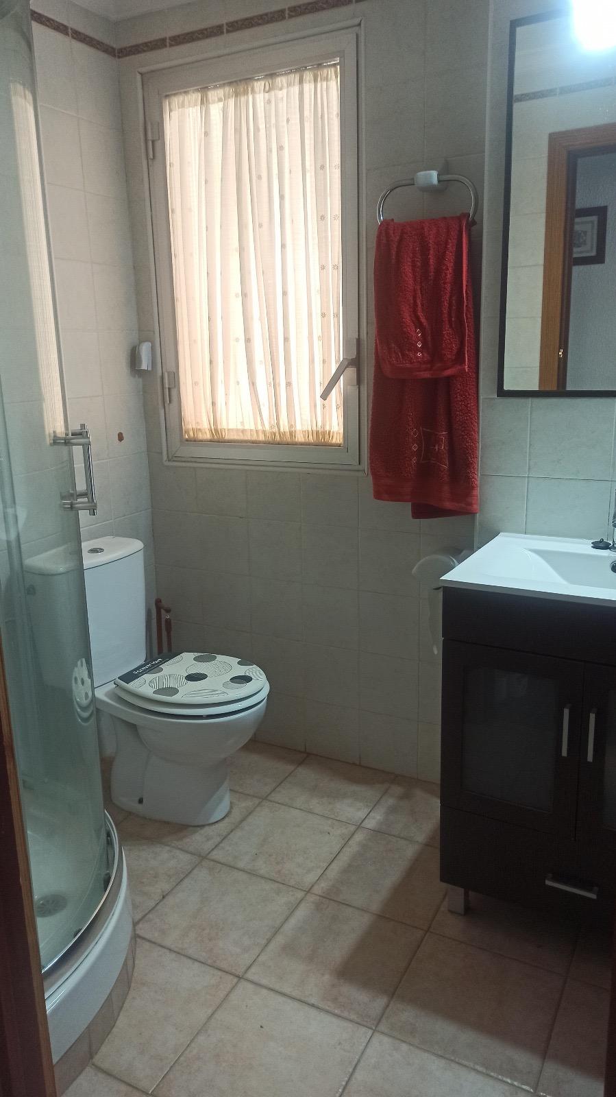 PLANTA BAJA CON GARAJE AL LADO DEL MAR! - foto 2