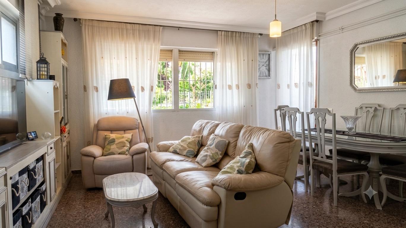PLANTA BAJA CON GARAJE AL LADO DEL MAR! - foto 16