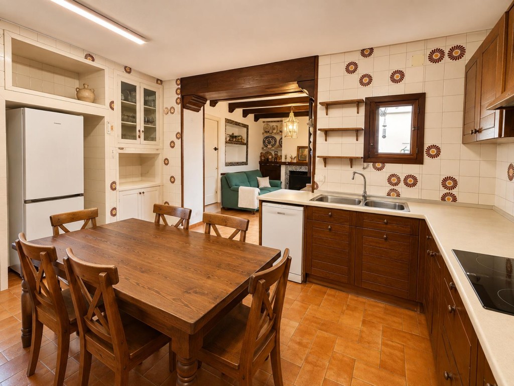 EXTRAORDINARIA VIVIENDA CON 4 habitaciones EN LA ZONA DE EUG - foto 7
