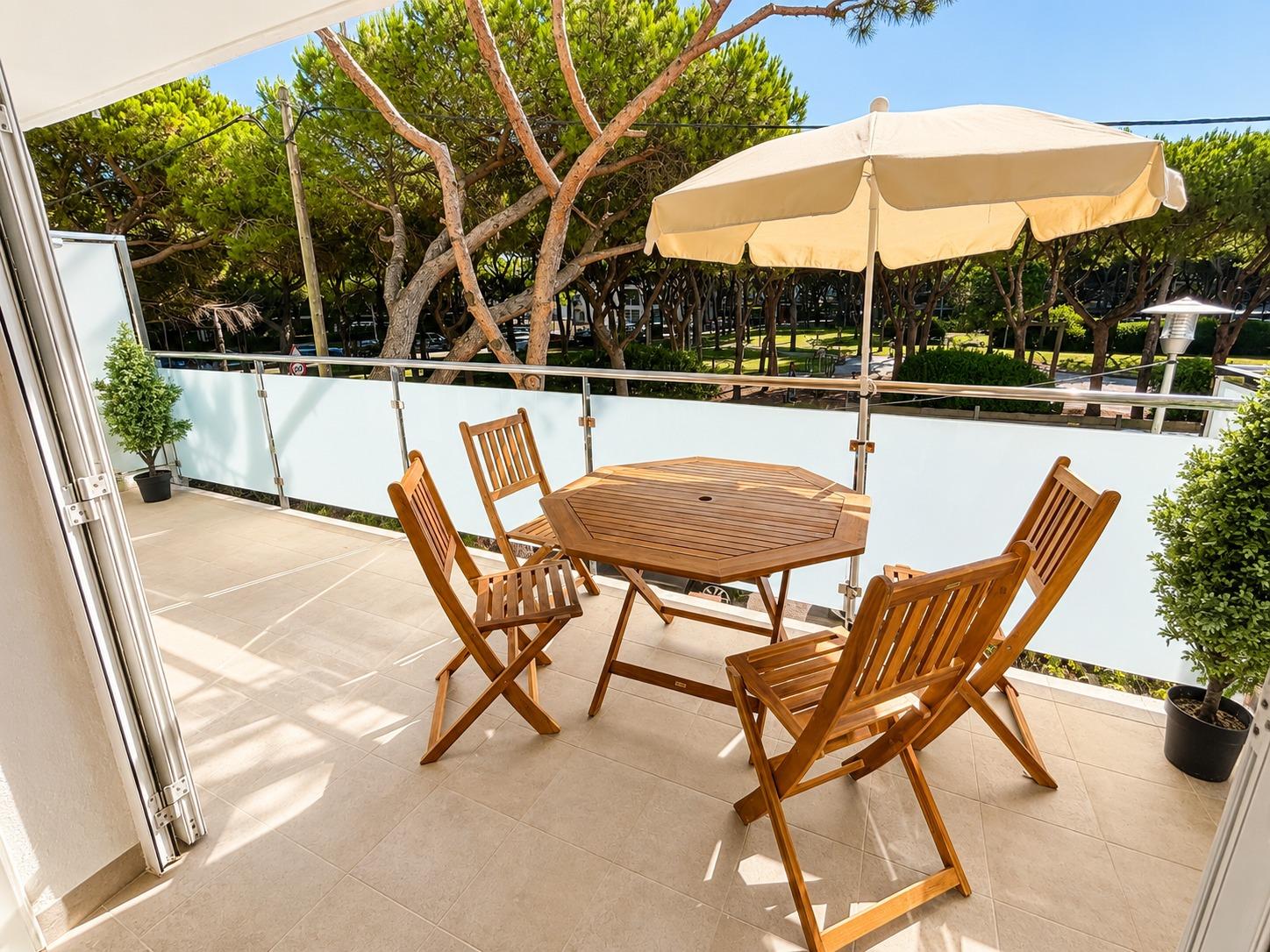 Atractivo apartamento en venta en Platja D'Aro, centro, zona - foto 2