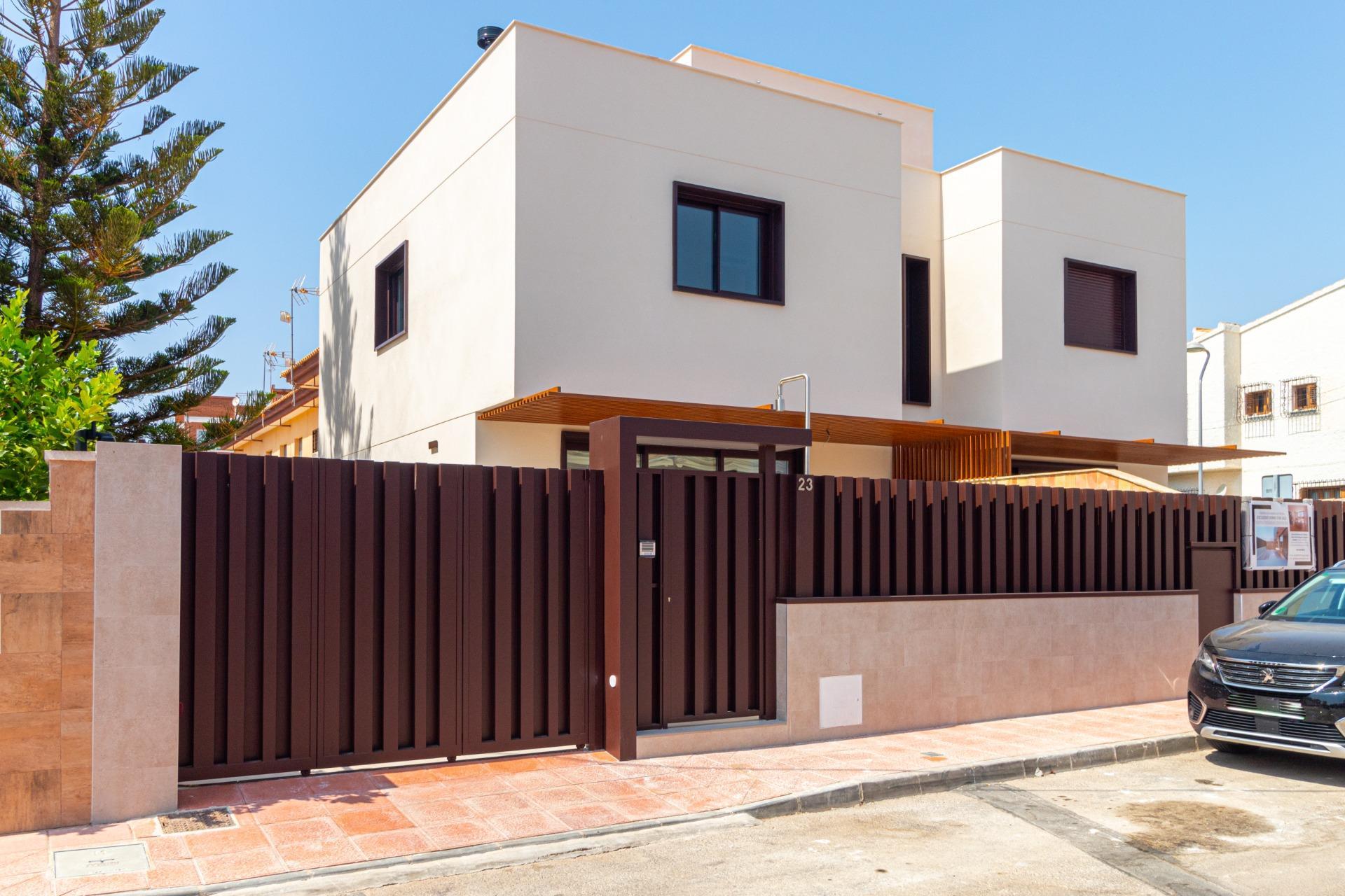 Villa 3 habitaciones 162m² en venta - LA PUNTICA