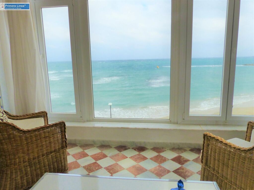 VILLA DE LUJO EN EL CENTRO DE CABO DE PALOS - foto 2