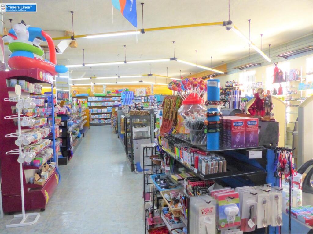Venta de gran local comercial en La Manga - foto 7