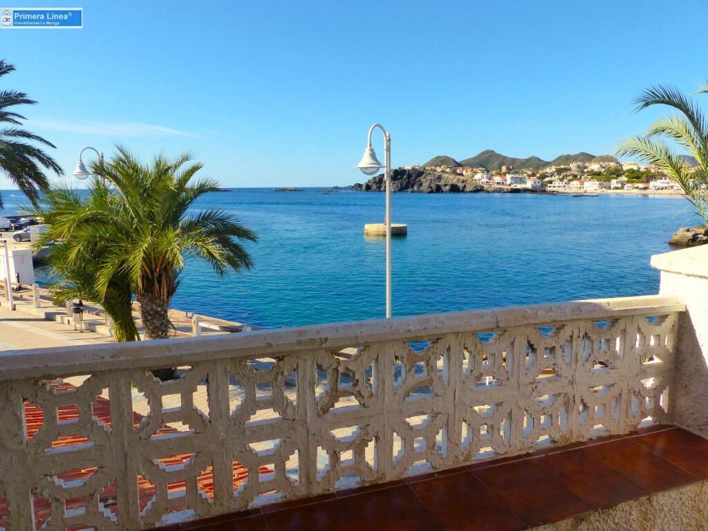 Venta de casa en 1º línea de Mar Mediterráneo en Cabo de Pal - foto 35
