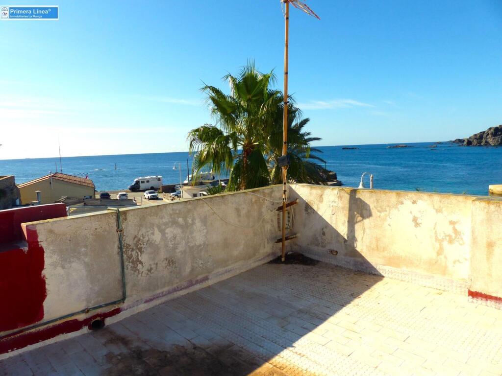 Venta de casa en 1º línea de Mar Mediterráneo en Cabo de Pal - foto 8