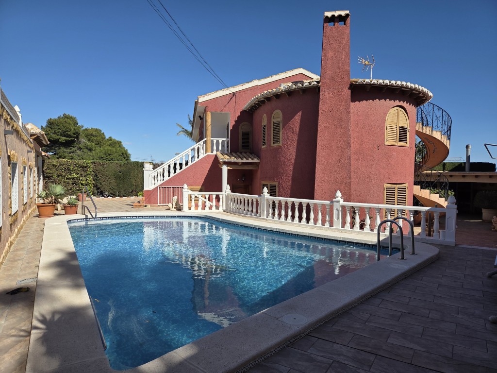 Casa-Chalet en Venta en Torrevieja Alicante
