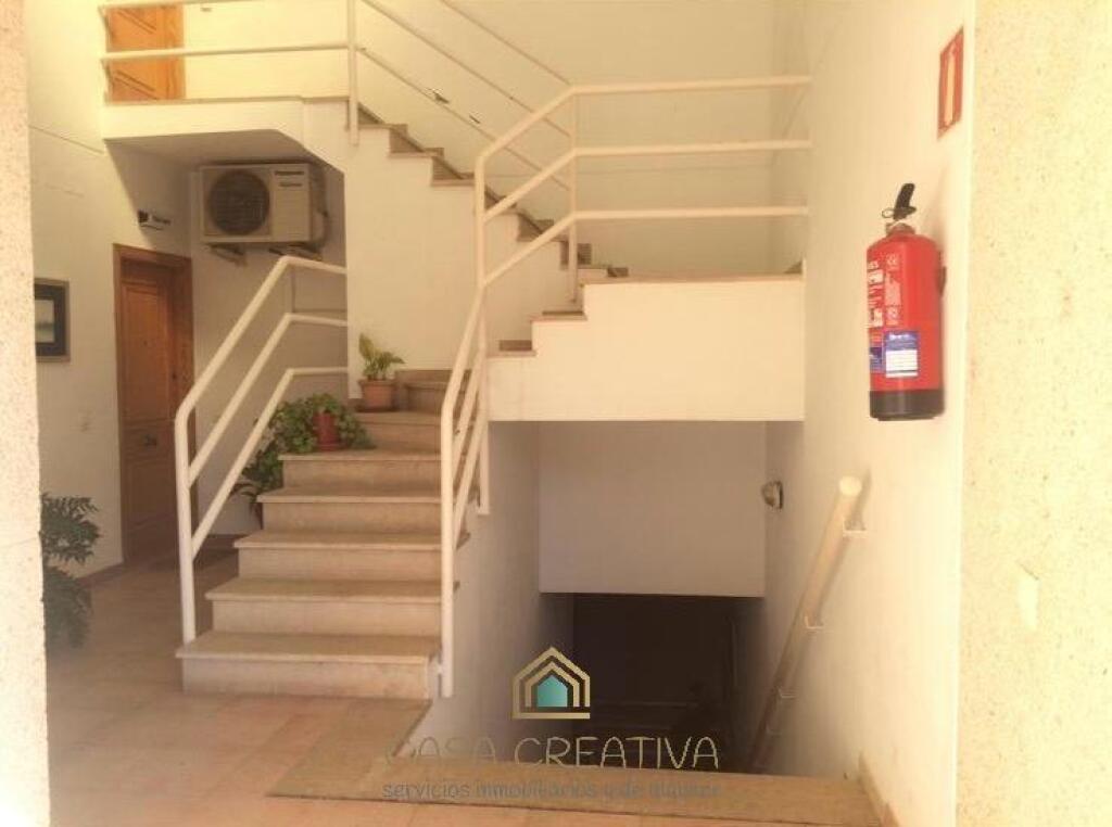 AMPLIO PISO EN VENTA CON GARAJE Y VISTAS DESPEJADAS – ANTELL - foto 22