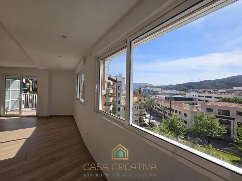 PISO EN ALQUILER EN GANDIA – A ESTRENAR, CON TERRAZAS – 1.30 - foto 2