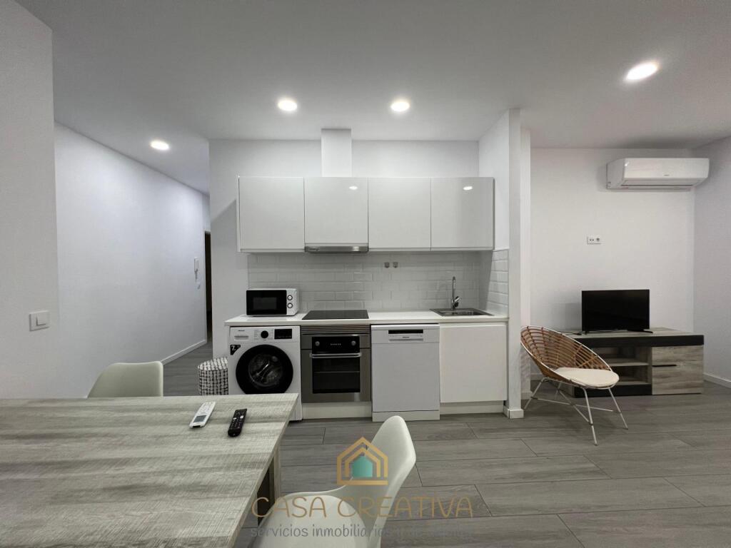 ESTUDIO LOFT EN ALQUILER JUNTO AL MERCADO CENTRAL – VALENCIA