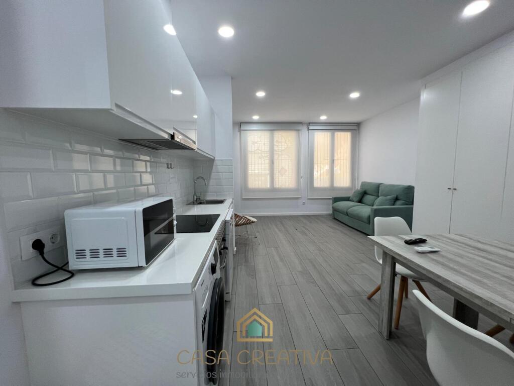 ESTUDIO LOFT EN ALQUILER JUNTO AL MERCADO CENTRAL – VALENCIA - foto 3