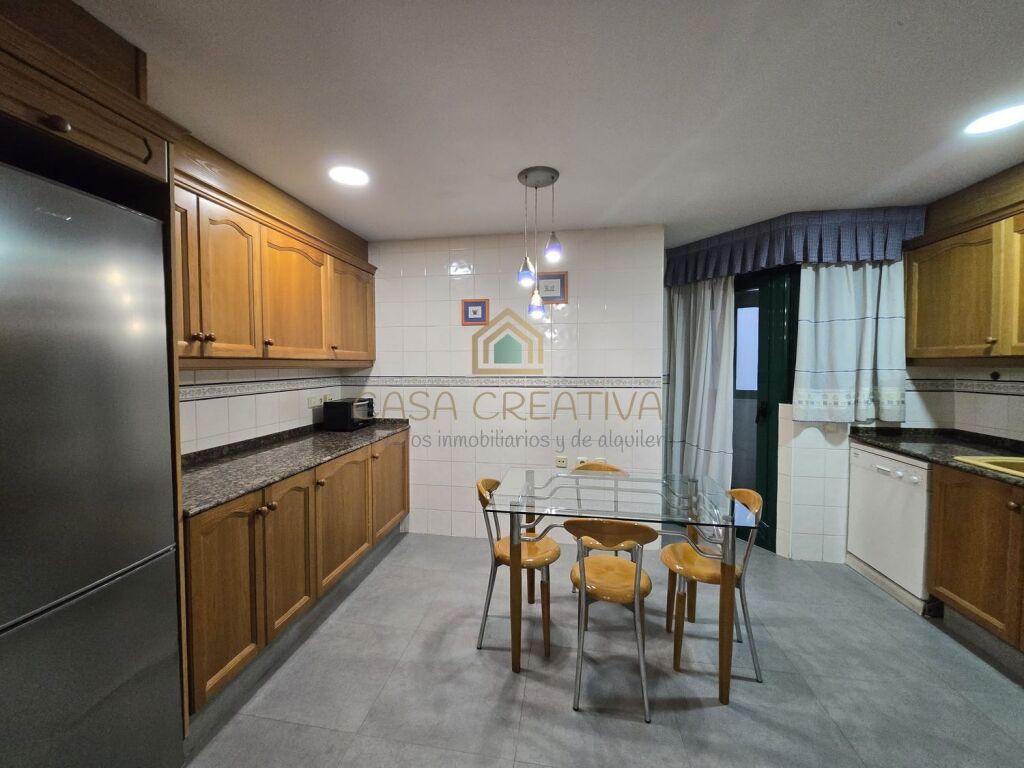 GRAN PISO CON GARAJE Y TRASTERO EN ZONA TORRES DE QUART – VA - foto 17