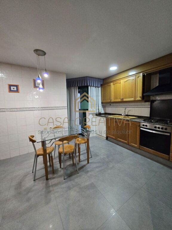 GRAN PISO CON GARAJE Y TRASTERO EN ZONA TORRES DE QUART – VA - foto 19