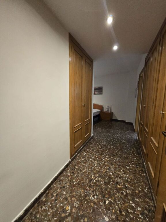 GRAN PISO CON GARAJE Y TRASTERO EN ZONA TORRES DE QUART – VA - foto 34