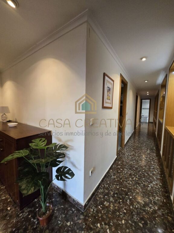 GRAN PISO CON GARAJE Y TRASTERO EN ZONA TORRES DE QUART – VA - foto 52