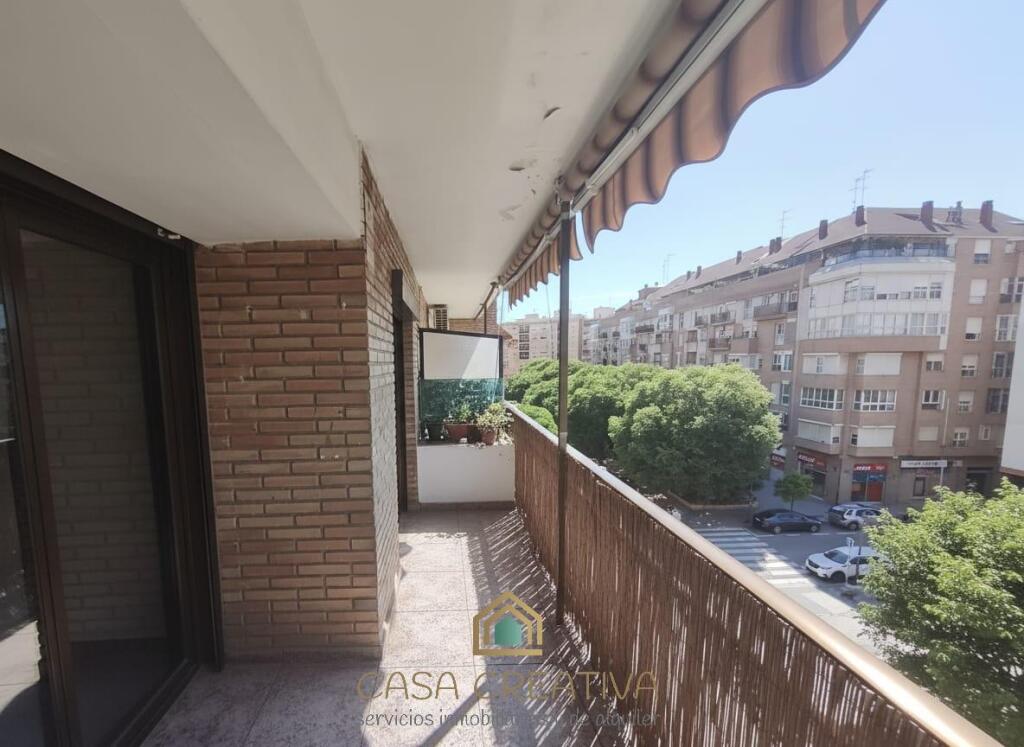 PISO EN VENTA EN VALENCIA – TOTALMENTE AMUEBLADO Y LISTO PAR - foto 2