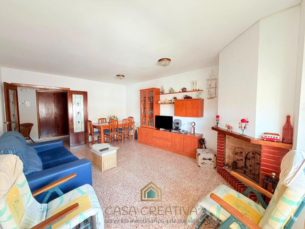 PISO EN VENTA EN BARX – AMPLIO, LUMINOSO Y CON TRASTERO -  2