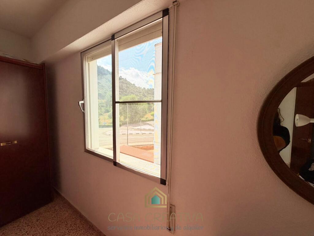 PISO EN VENTA EN BARX – AMPLIO, LUMINOSO Y CON TRASTERO -  2 - foto 92