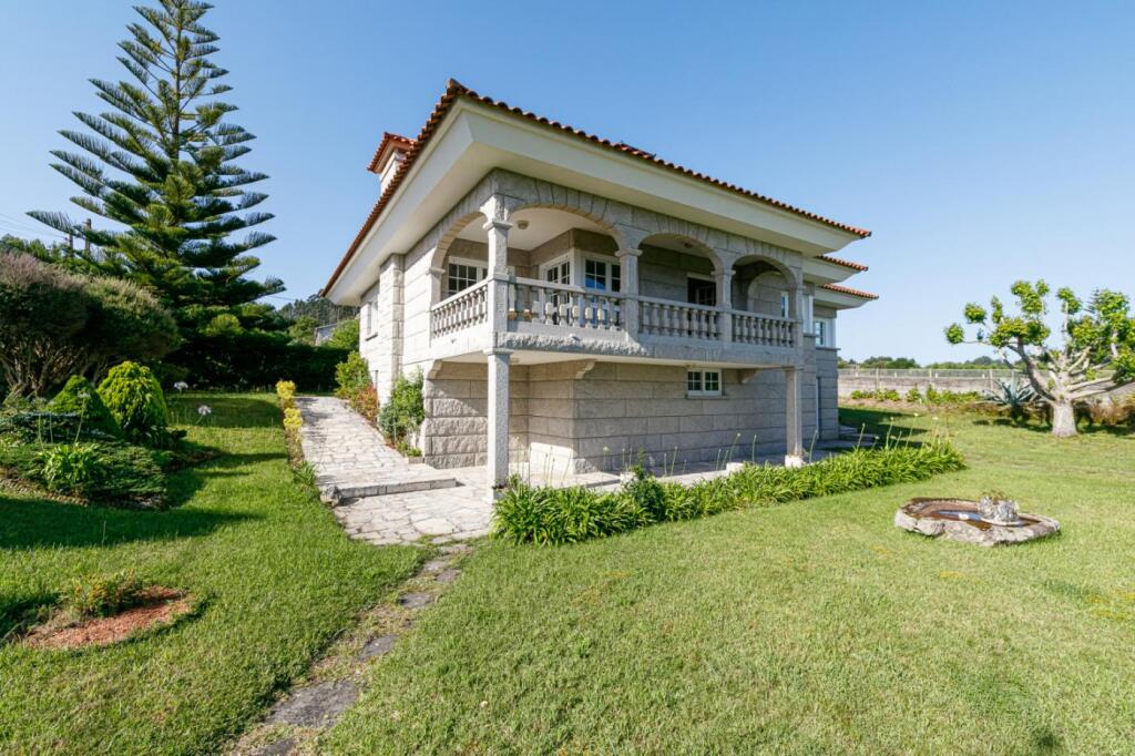 IMPRESIONANTE CHALET CON LAS MEJORES VISTAS AL MAR - foto 2