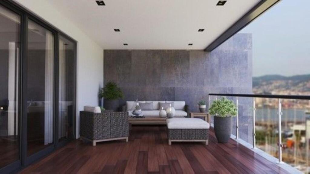 Cree su Ático Dúplex de Ensueño o dos nuevas viviendas en pleno centro: Se vende Derecho de Vuelo para 2 Plantas en Marqués de Valladares