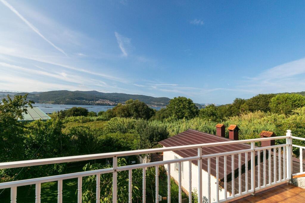 "Chalet a pasos de la Playa Mende, con 2 viviendas independi