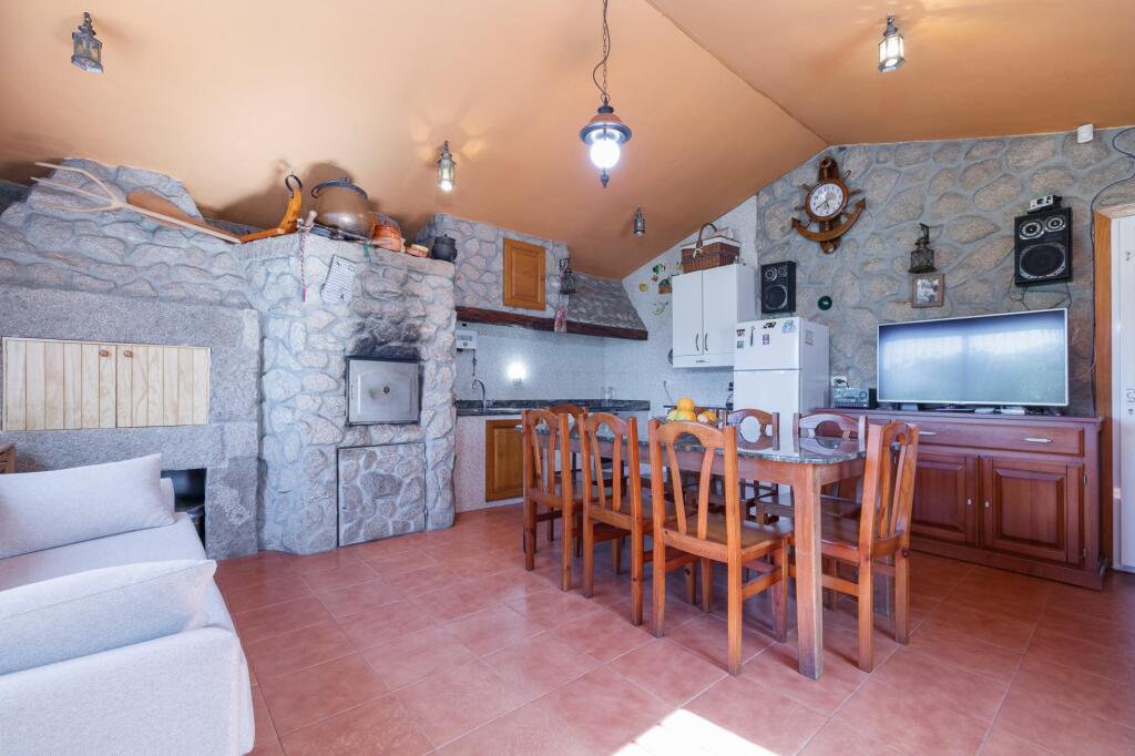 "Chalet a pasos de la Playa Mende, con 2 viviendas independi - foto 16