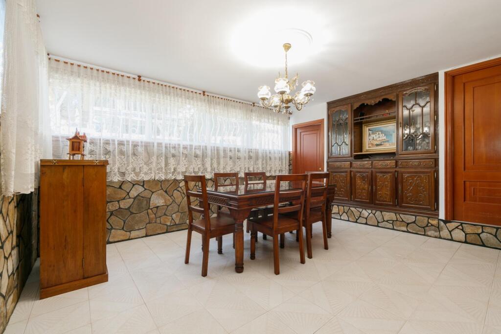 "Chalet a pasos de la Playa Mende, con 2 viviendas independi - foto 5
