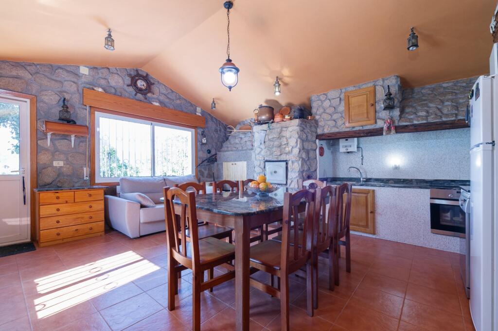 "Chalet a pasos de la Playa Mende, con 2 viviendas independi - foto 6