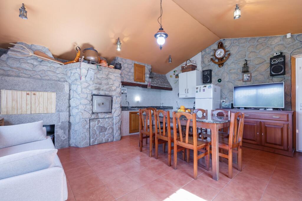 "Chalet a pasos de la Playa Mende, con 2 viviendas independi - foto 8