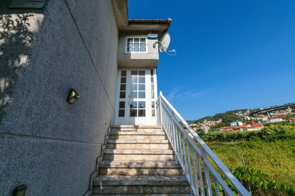 "Chalet a pasos de la Playa Mende, con 2 viviendas independi - foto 75